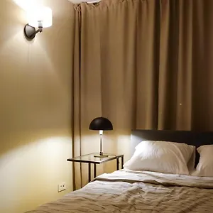 https://apt-w33.warsawhotelspoland.com